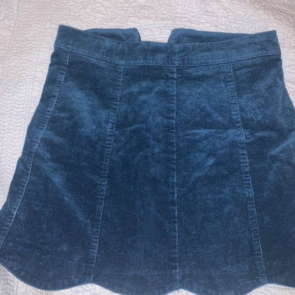 BLUE VELVET SKIRT - Picture 3 of 8